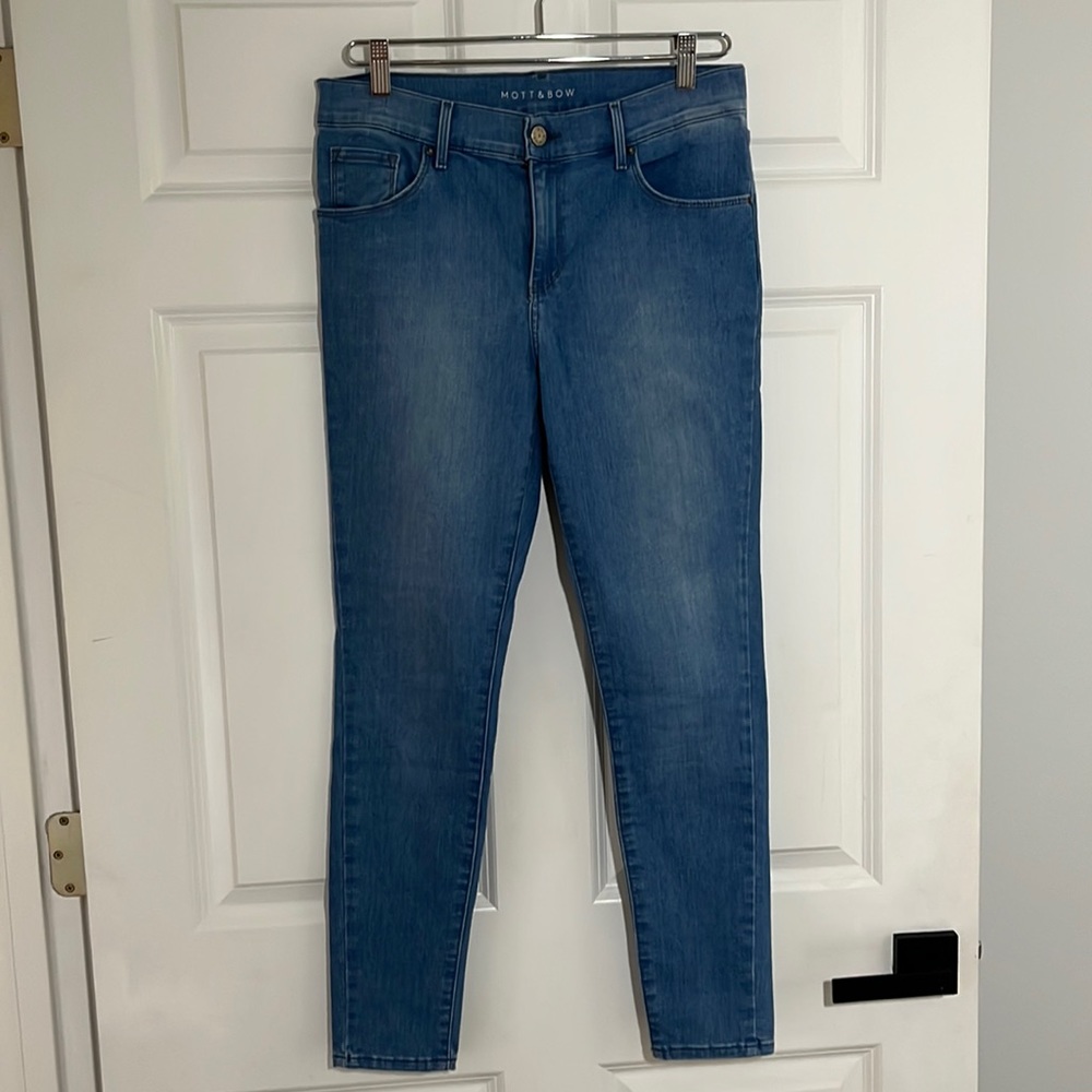 Mott & Bow Midrise Skinny Jane Jeans | Light Blue